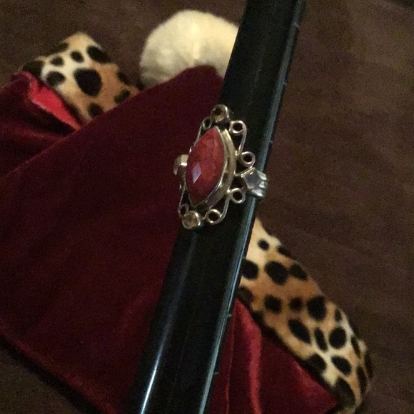 GORGEOUS Nicki BUTLER (NB) STERLING SILVER RING! - Picture 5 of 6